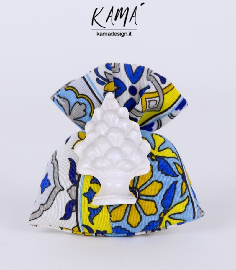 bomboniera pigna con sacchetto maiolica